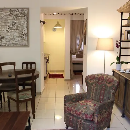 Maison Yassi Piazza Del Popolo Apartmán
